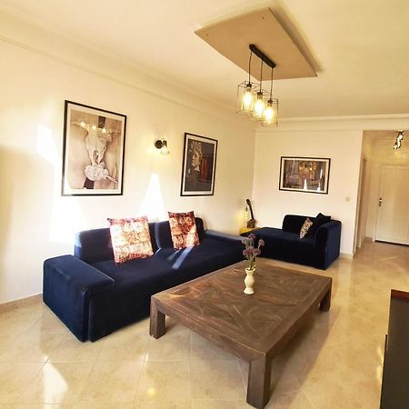 Superbe Appartement à 2 Min de la gare de Tanger et à 5 min de la plage Malabata Esterno foto